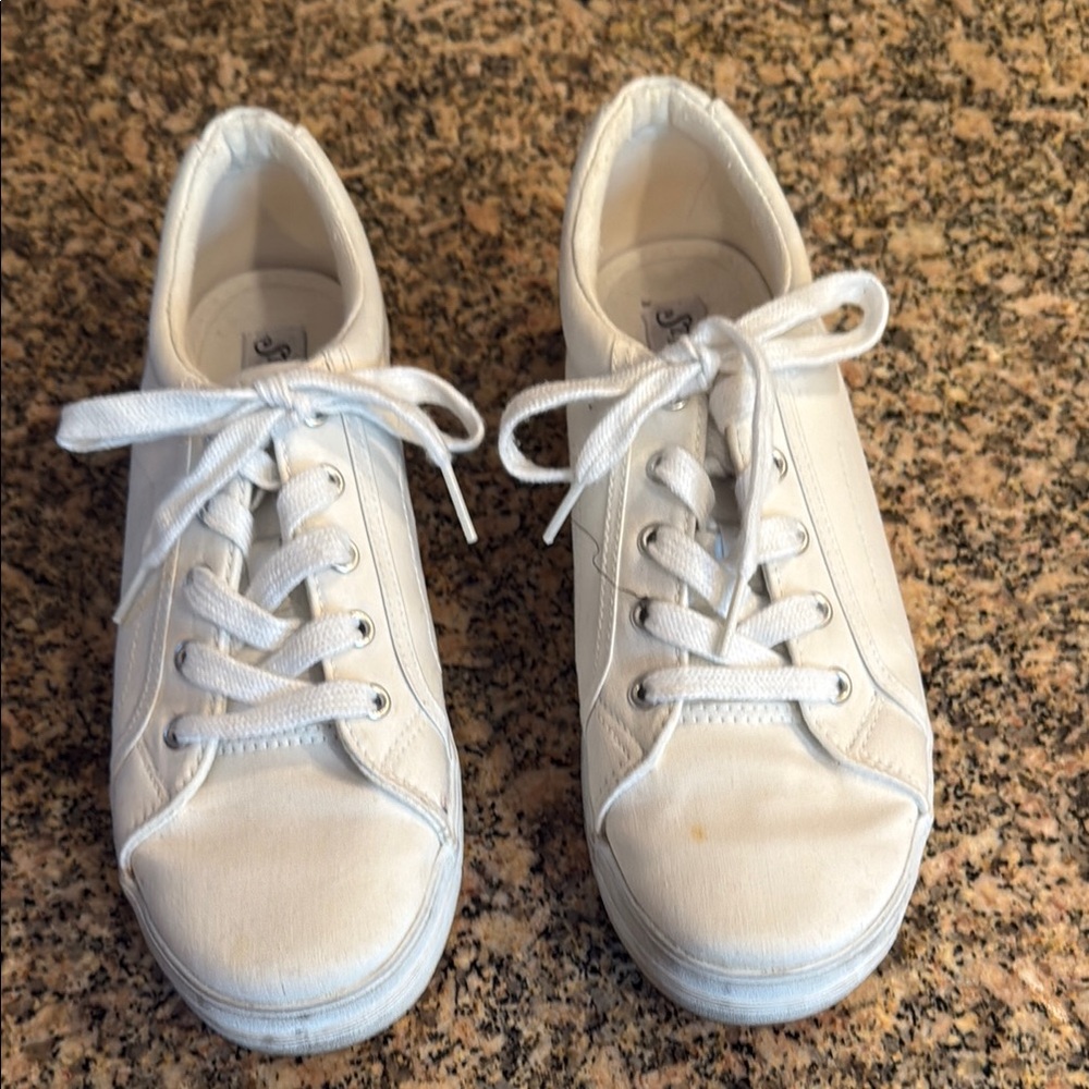 Classic White Women's Sneakers-St John’s Bay